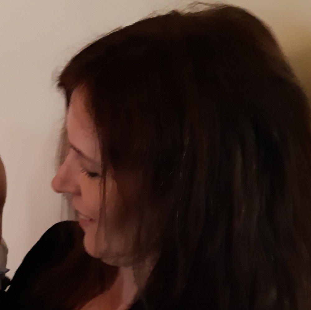 Meet your Posher, Ana